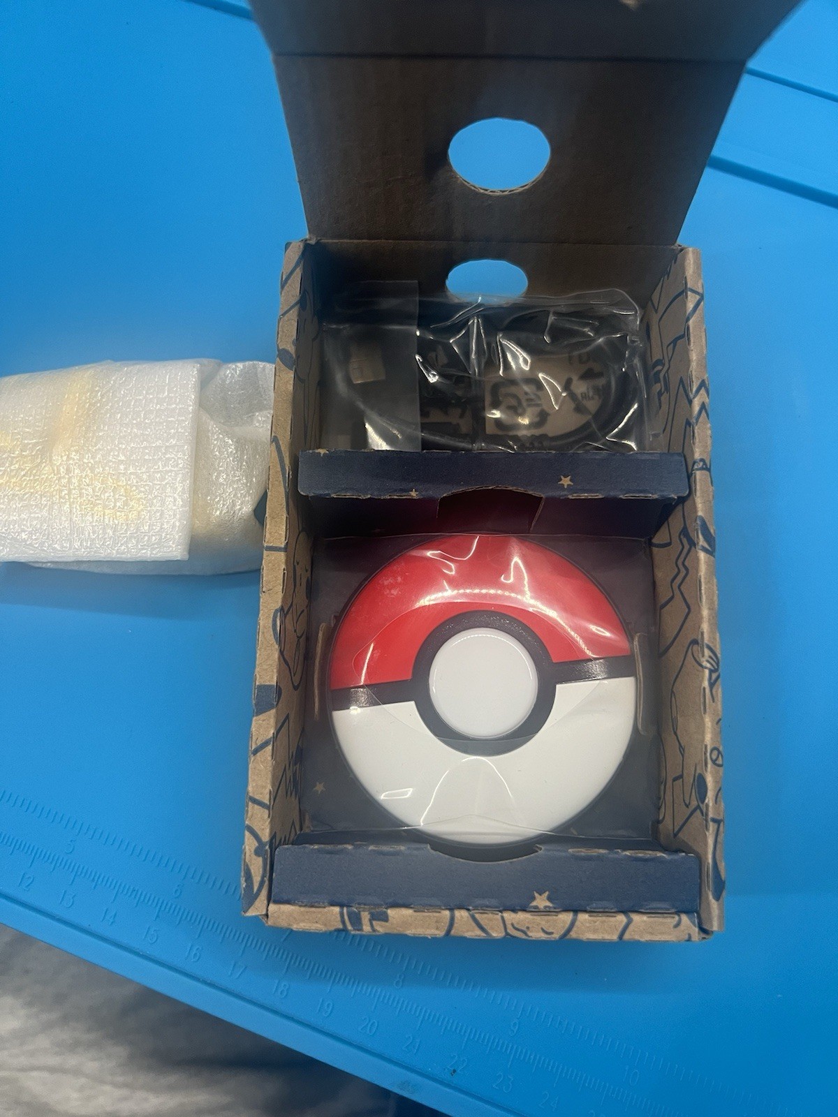 [MODIFIED]Pokémon GO Plus + | Auto Catcher with on/off switch | Dim Lights