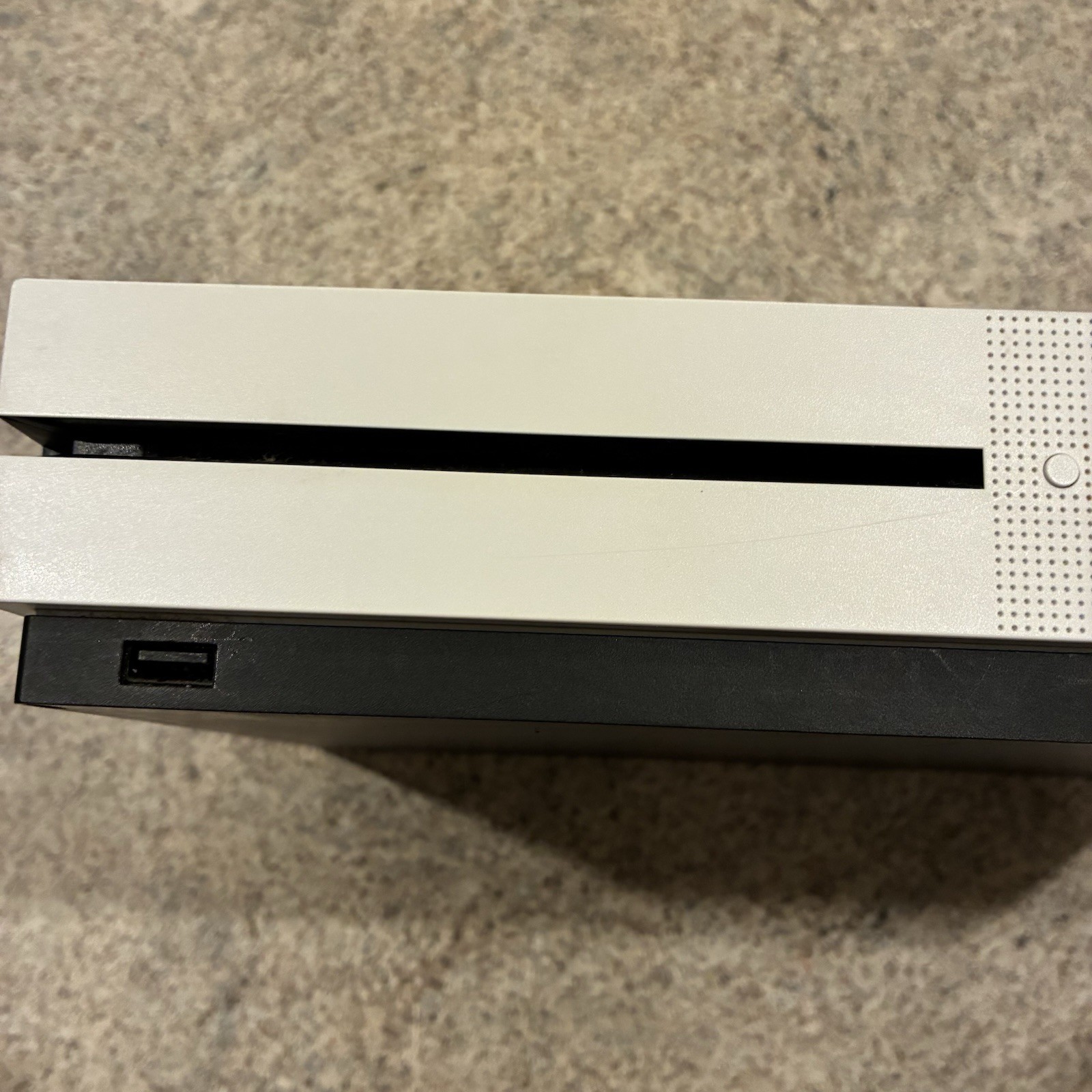 Microsoft Xbox One S 500gb 4K UHD White Console MPN 1681 Tested Working