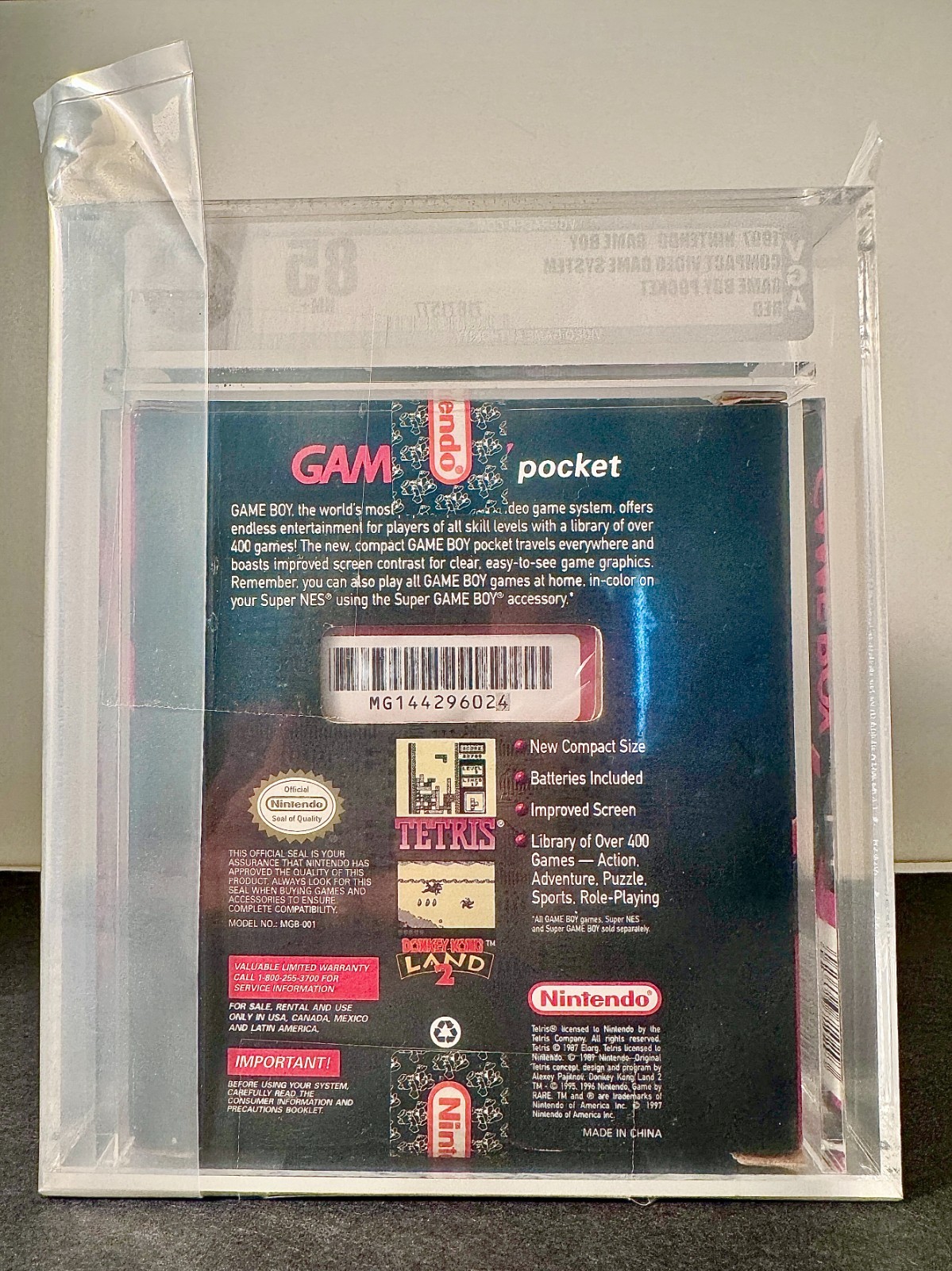 Nintendo Game Boy Pocket Red VGA 85 NM+ Factory Sealed Silver Label 1997
