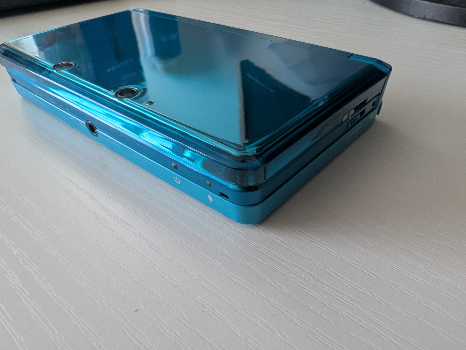 Nintendo 3DS Handheld Console Aqua Blue Region Free Console (No Stylus/Charger)
