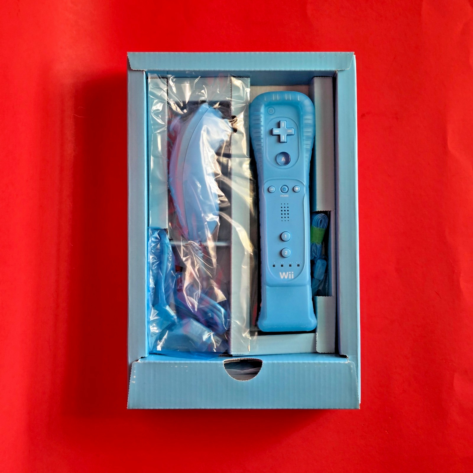 Nintendo Wii Sports Resort Limited Controller BLUE Nunchuck Club Nintendo
