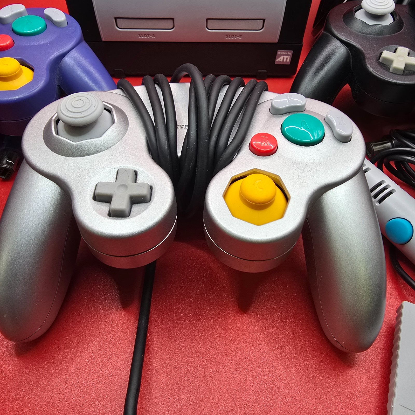 Nintendo GameCube Console DOL-101 3 Controllers/Microphone MarioParty 7 Read