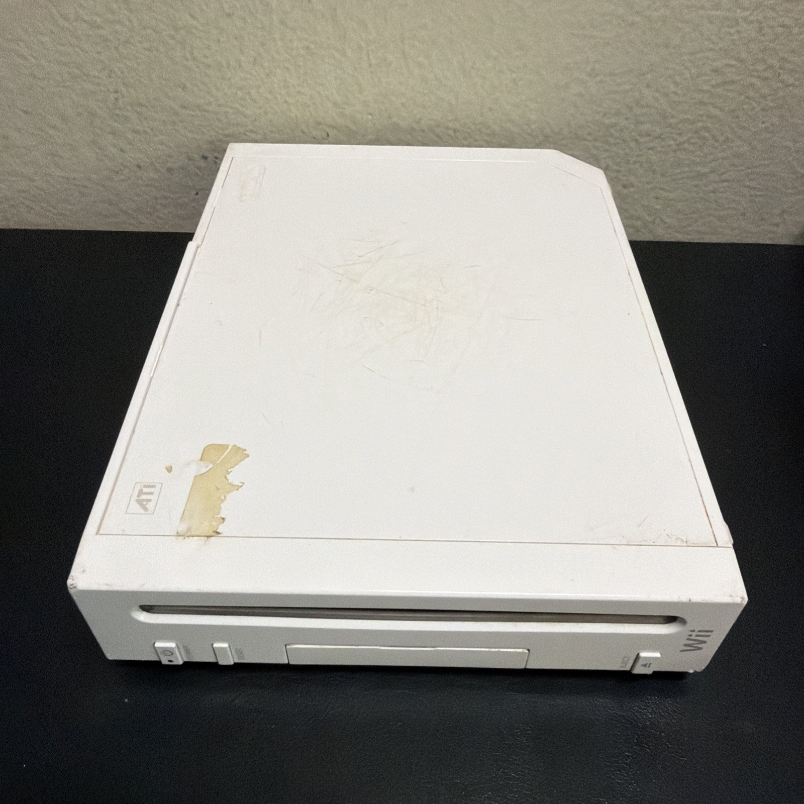 Nintendo Wii RVL-001 Gamecube Console-White w/ Wii Mote and Sensor Bar