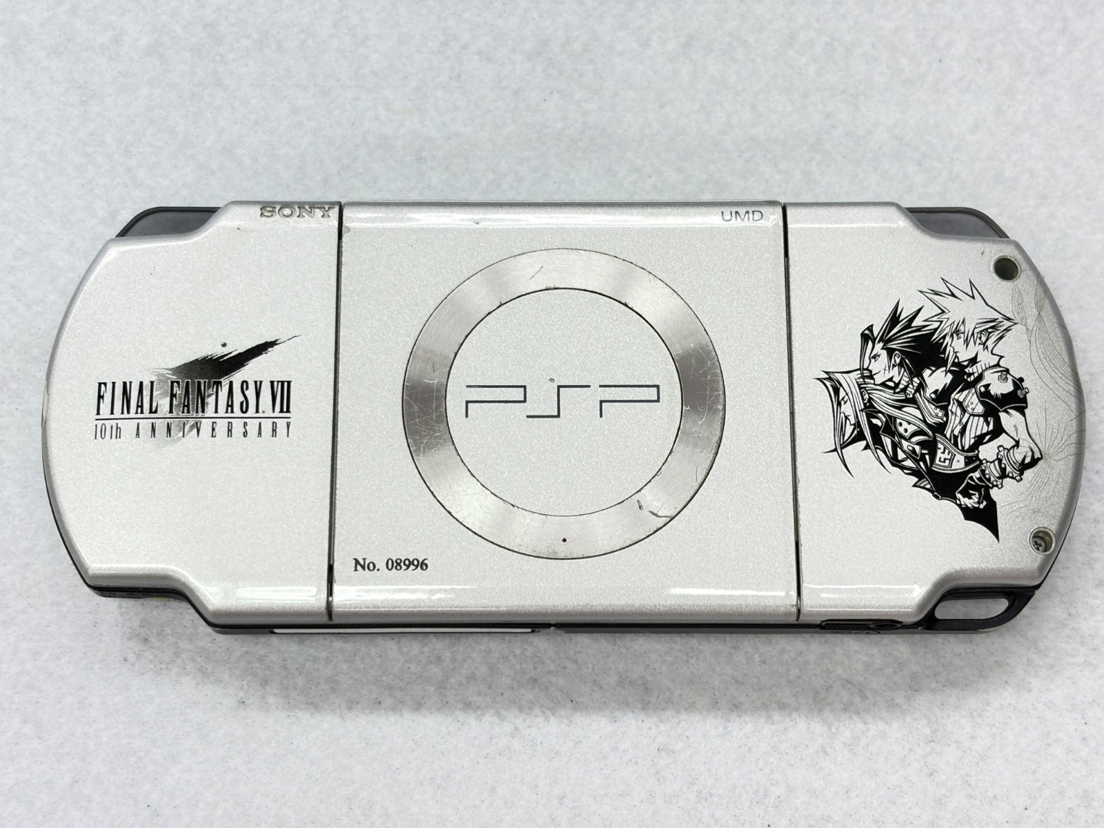 SONY PSP 2000 Crisis Core Final Fantasy FF7 Limited Edition Playstation [41587]