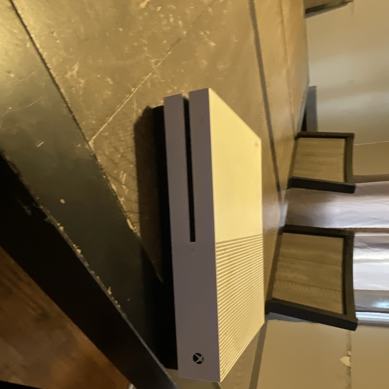 Microsoft Xbox One S 1TB White Console 4K UHD Wi‑Fi Region Free MPN 1681