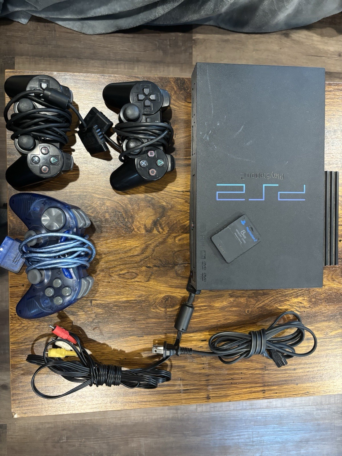 Sony PlayStation 2 PS2 Black Console Bundle 3 Controllers 8MB NTSC SCPH-39001