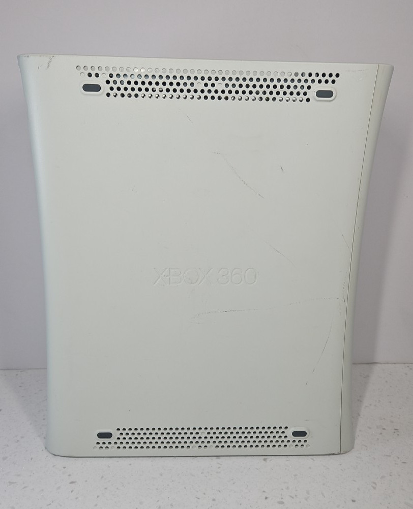 Xbox 360 Console White For PARTS. Unknown if still works. See DESCRIPTION!