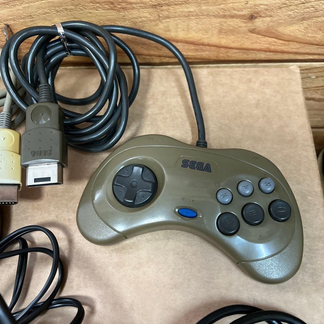Sega Saturn HST-3200 Gray Console 2Controllers 8games tested working s2082M