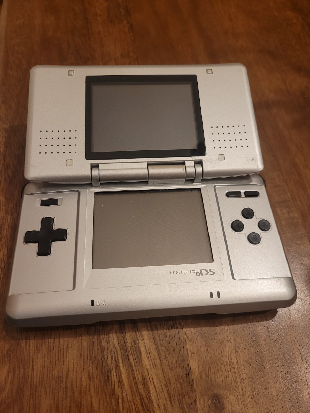 Platinum Nintendo DS – Read Description