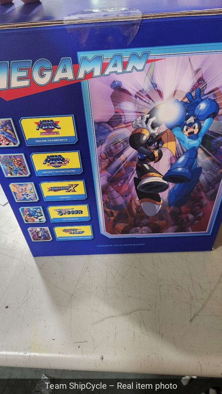 CAPCOM TRON RETRO STATION Game Console 5 Mega Man And 5 Street Fighters G2U