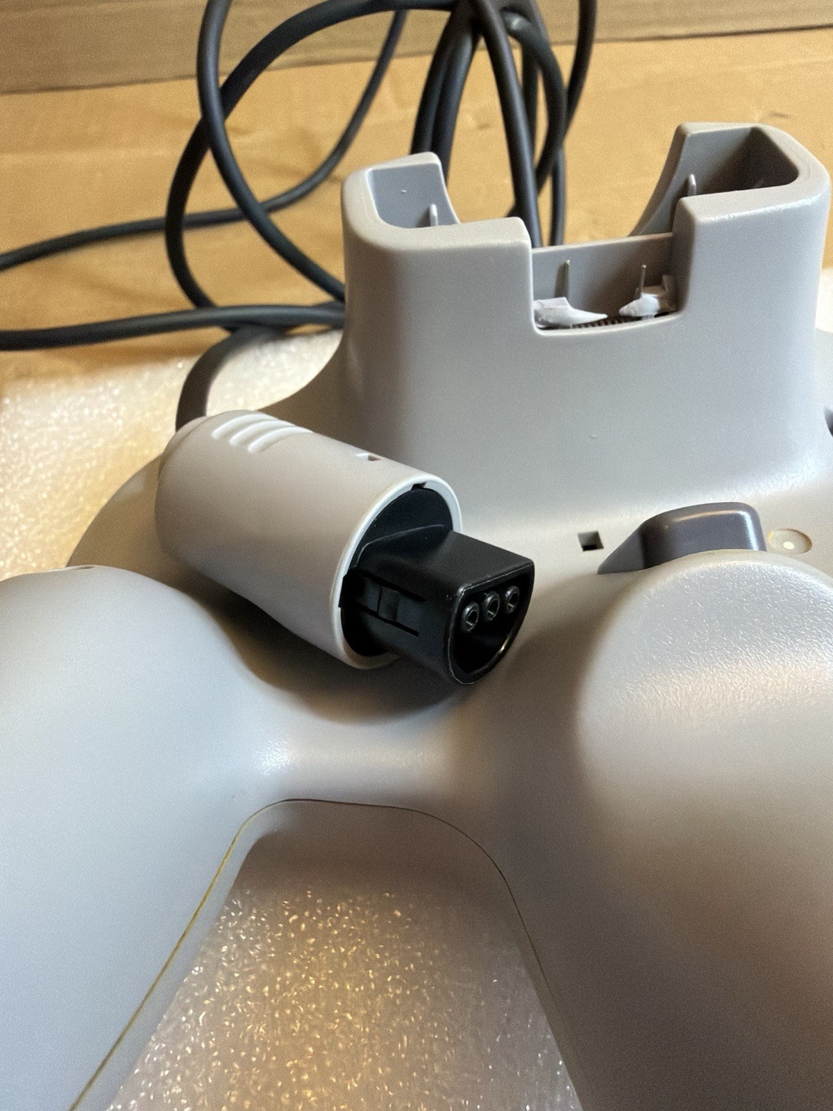 Nintendo 64 NUS-001(USA) Grey Console Bundle w/ 2 Controllers, AV/Power Wires