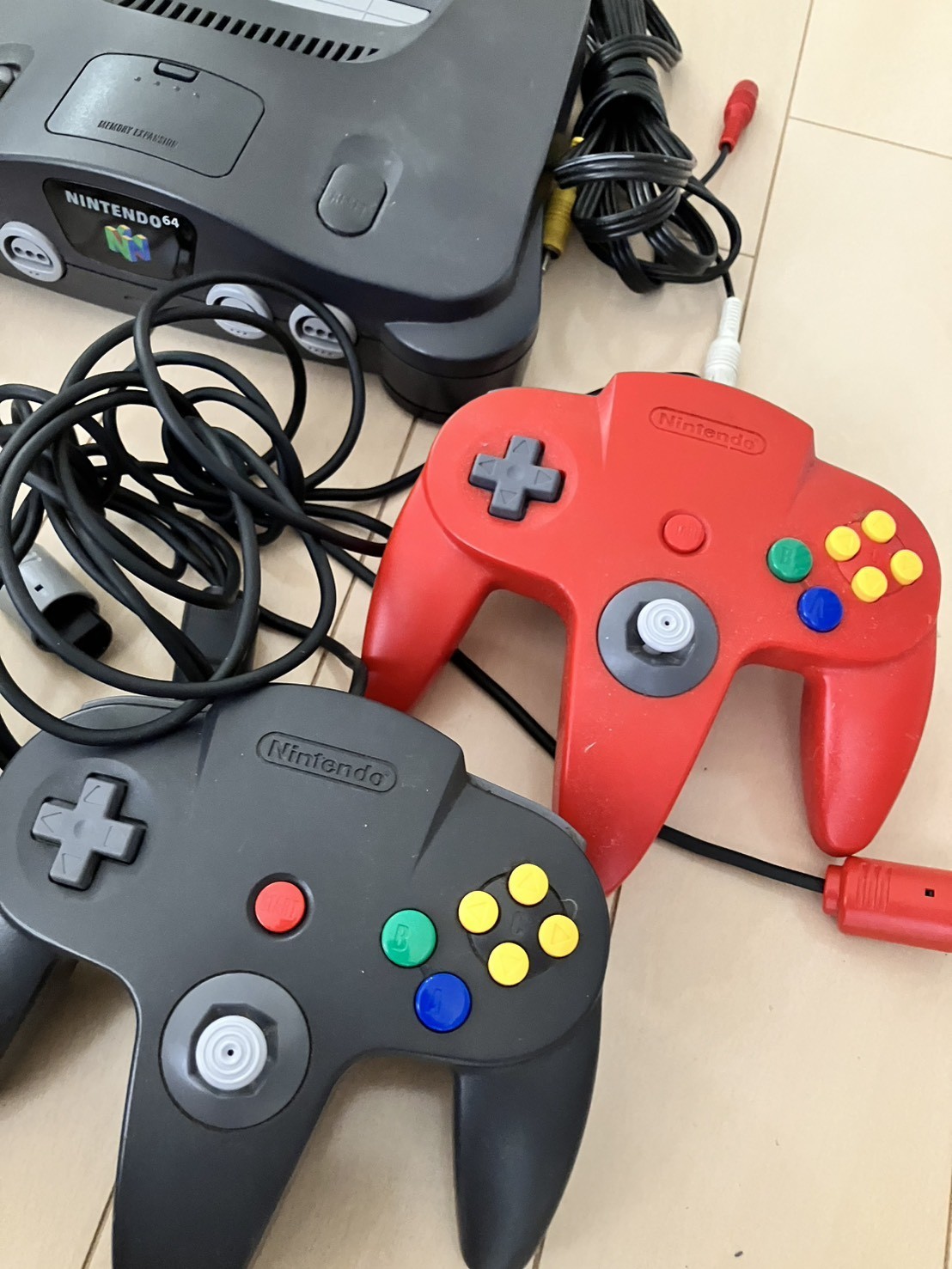 Nintendo 64 N64 Console Bundle 4 Controllers Mario Kart 64 Mario 64 Tested JP