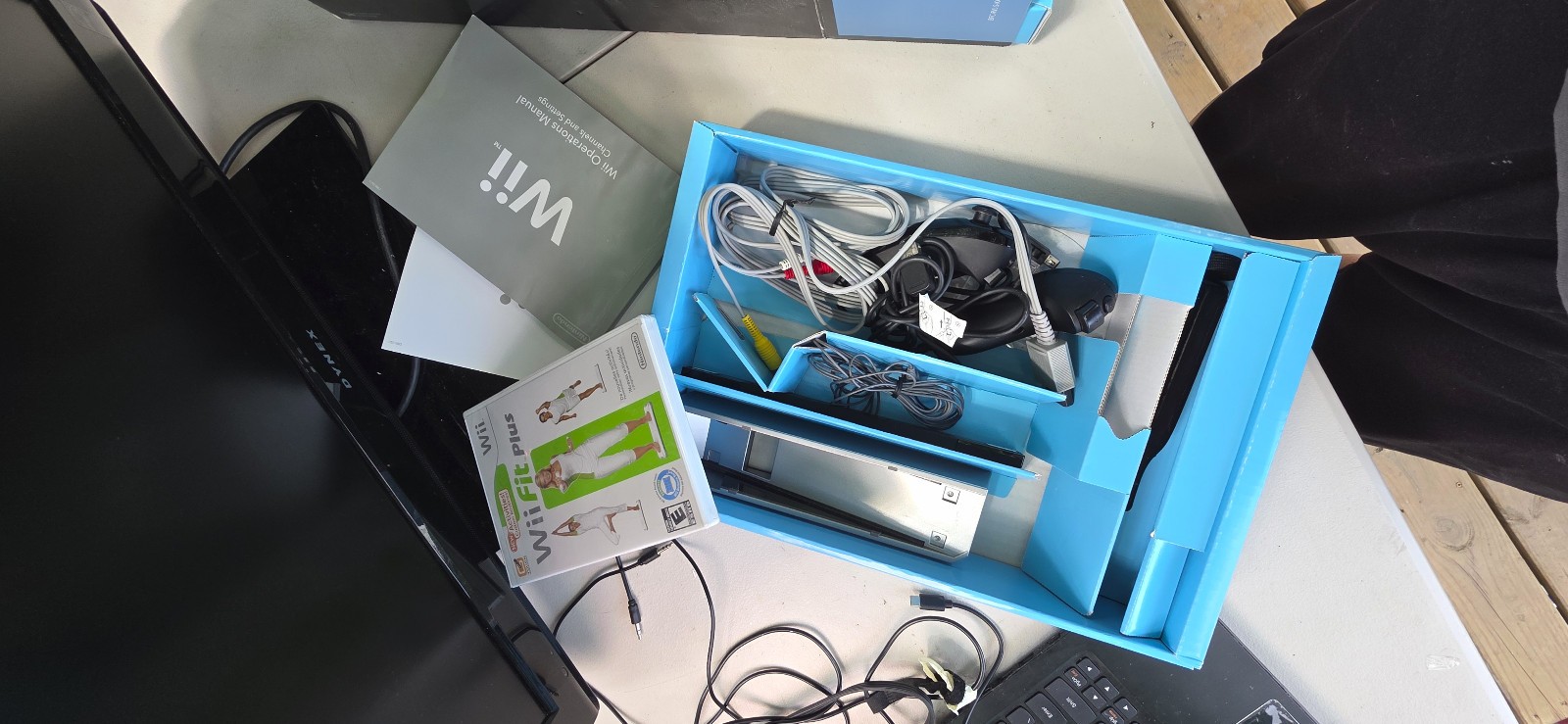 Nintendo Wii Console Bundle Black With Motion Controller GAMES – Tested