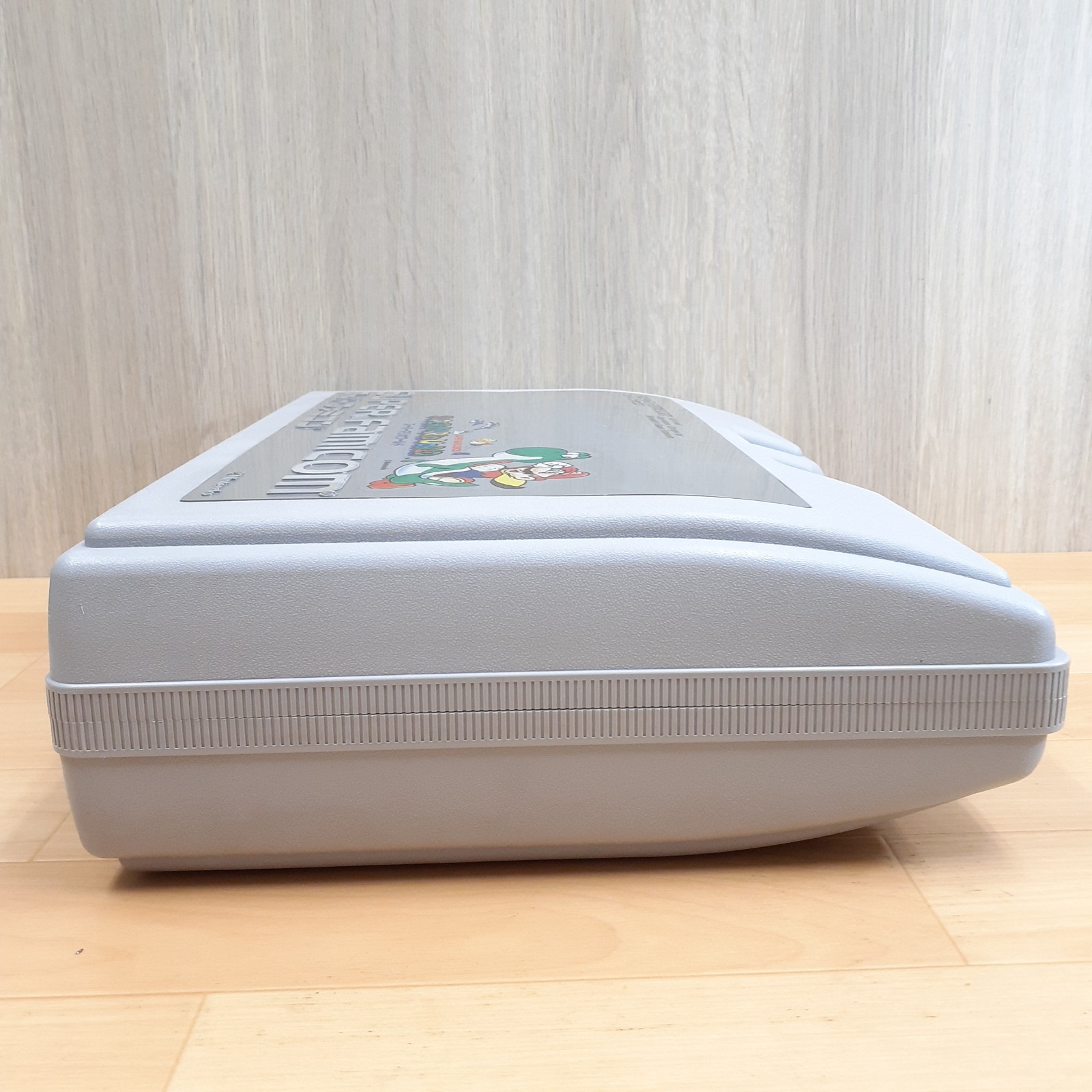 Nintendo Super Famicom Console with Mario World Storage Case &Game Japanese SNES