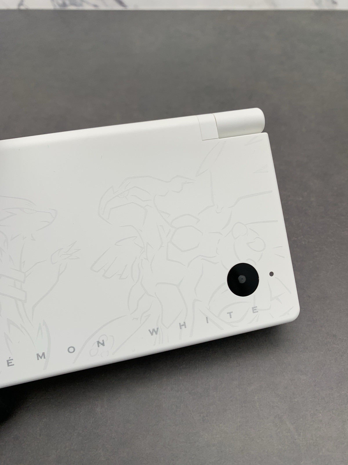 Nintendo DSi Console Pokemon White Reshiram&Zekrom Edition Tested Work 0624-201