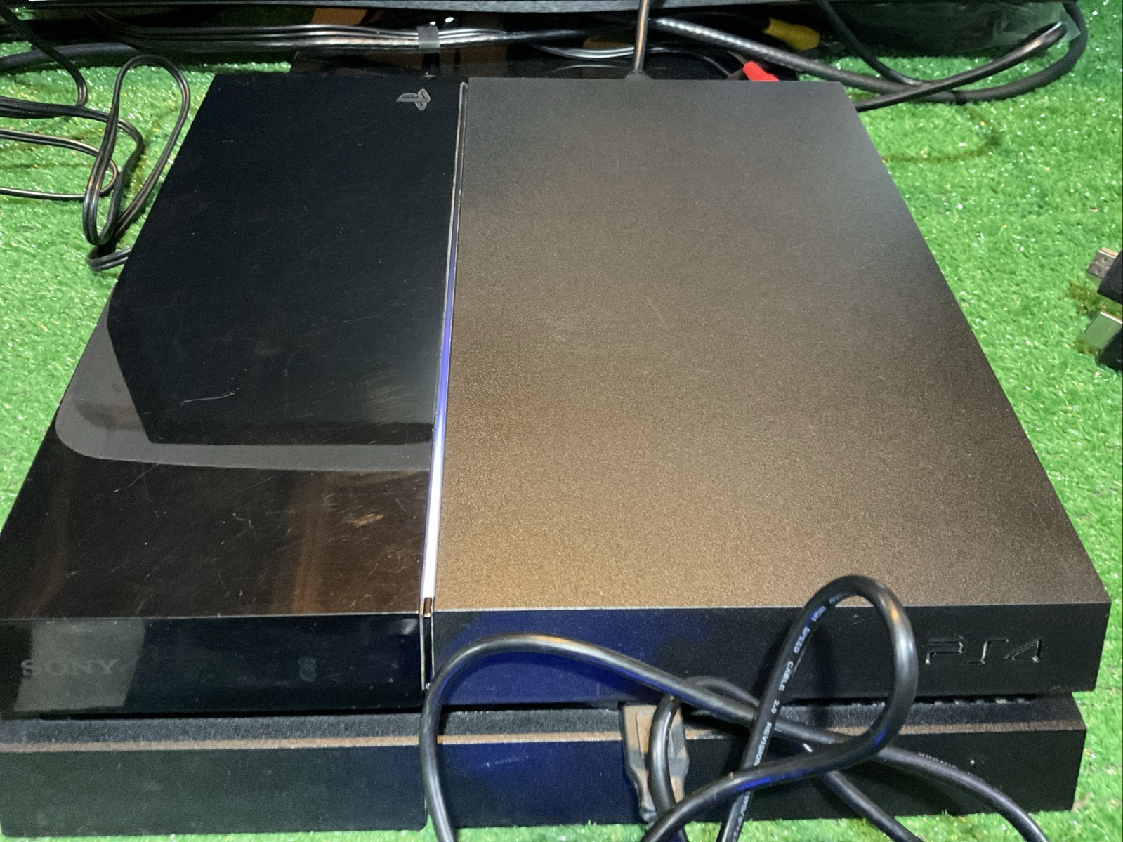Sony Playstation 4 (PS4) Gaming Console W/ Controller + Charge, HDMI, Power Cord