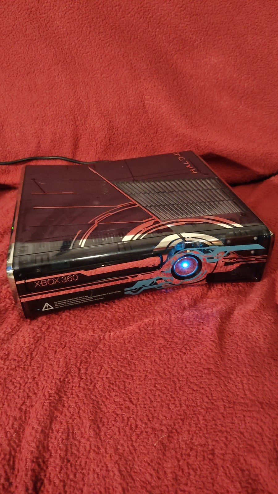 Lmt. Edition Halo 4 XBOX360 and Gears of War 3 Controller w/ Fallout 3 GoTY Disc
