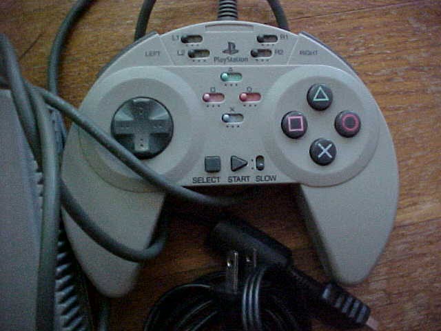 Playstation 1 SCPH-1001 ASCII Controller A/V & Power Cords Memory Card NTSC Nice