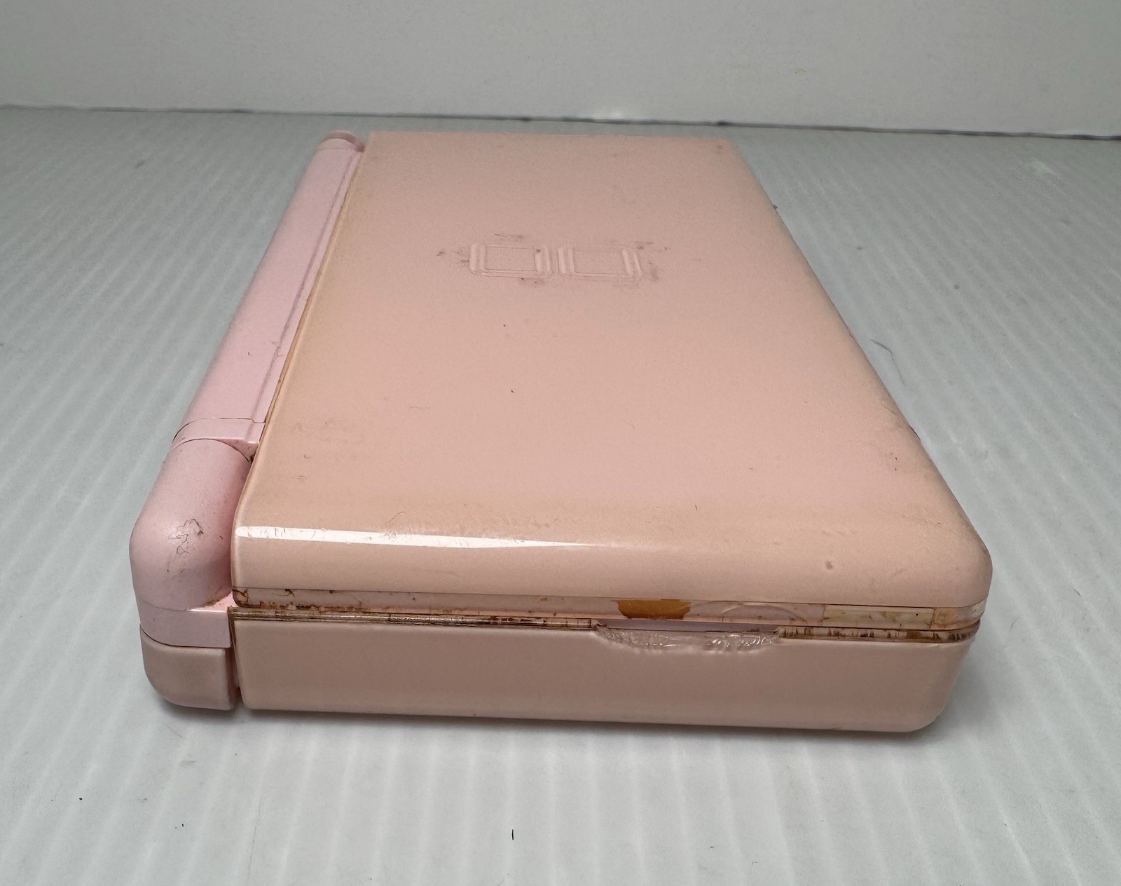 Nintendo DS Lite Metallic Rose Pink Handheld Game Console Charger Stylus & Case