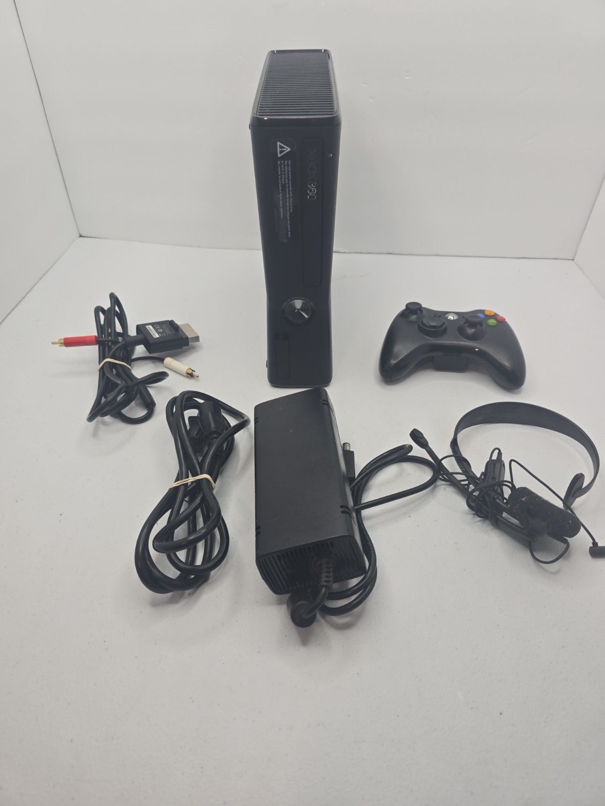 Xbox 360 Console Slim 250GB Boxed Tested Read Description