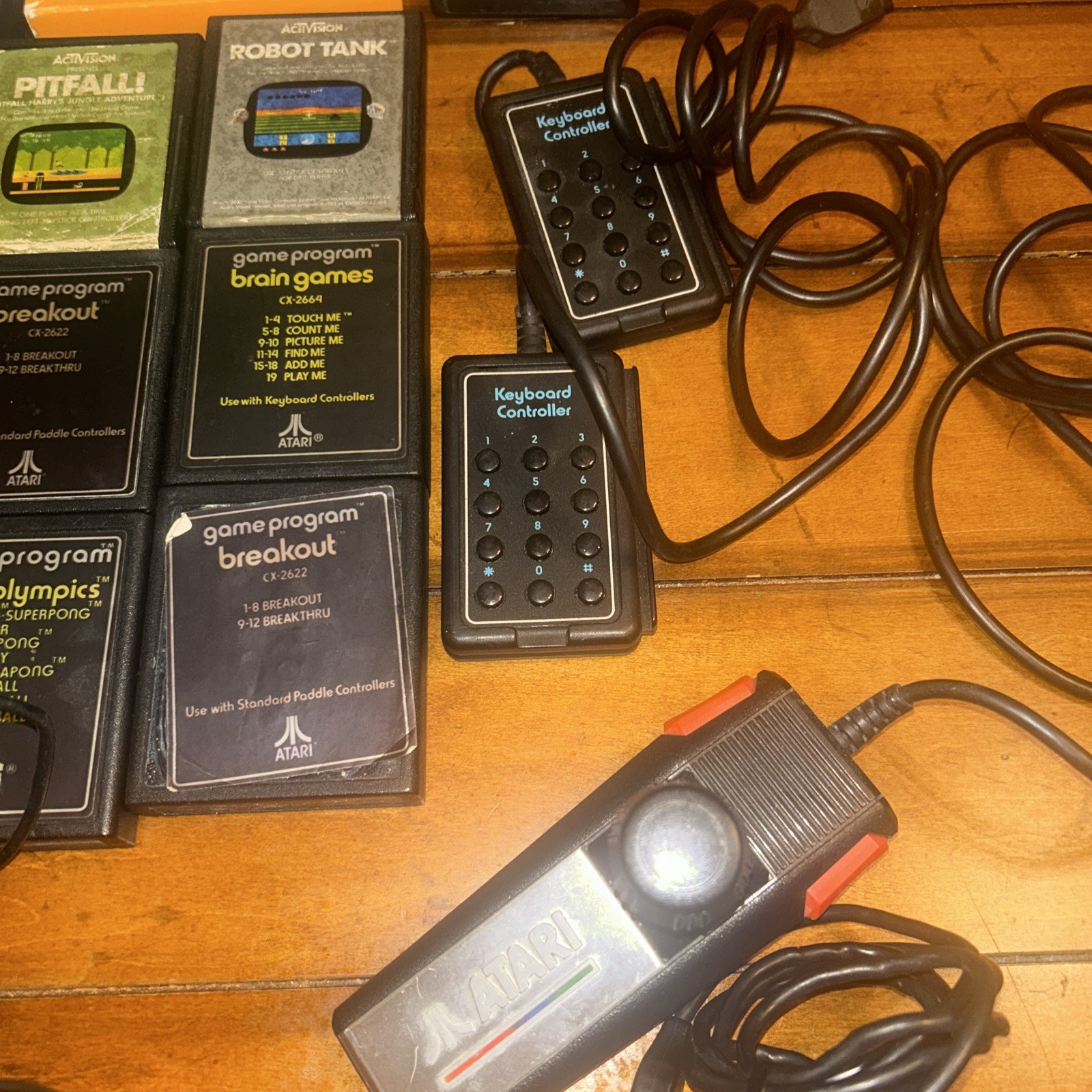 Atari CX-2600 Heavy Sixer Video Console Sunnyvale USA Games & Controllers Tested