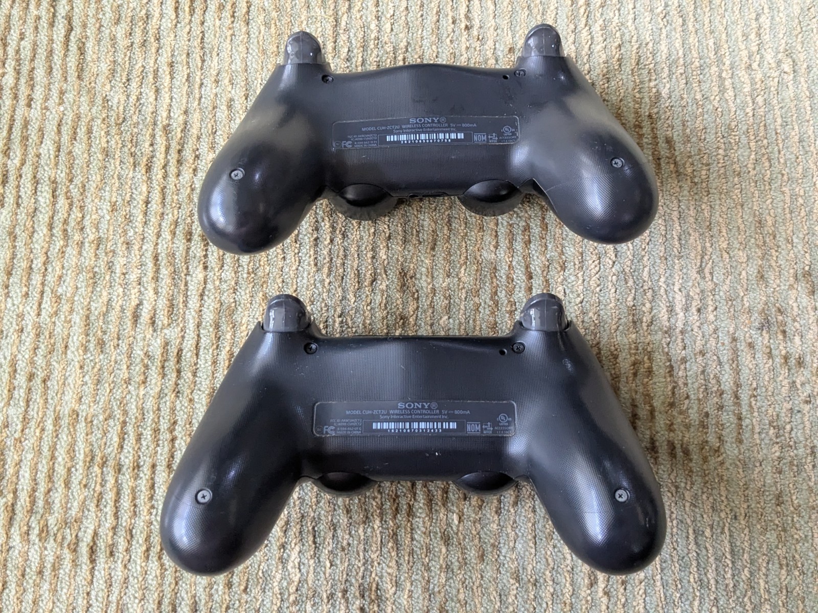 Sony Playstation 4 Slim PS4 500GB Console Controllers Cables LOW FIRMWARE 7.50