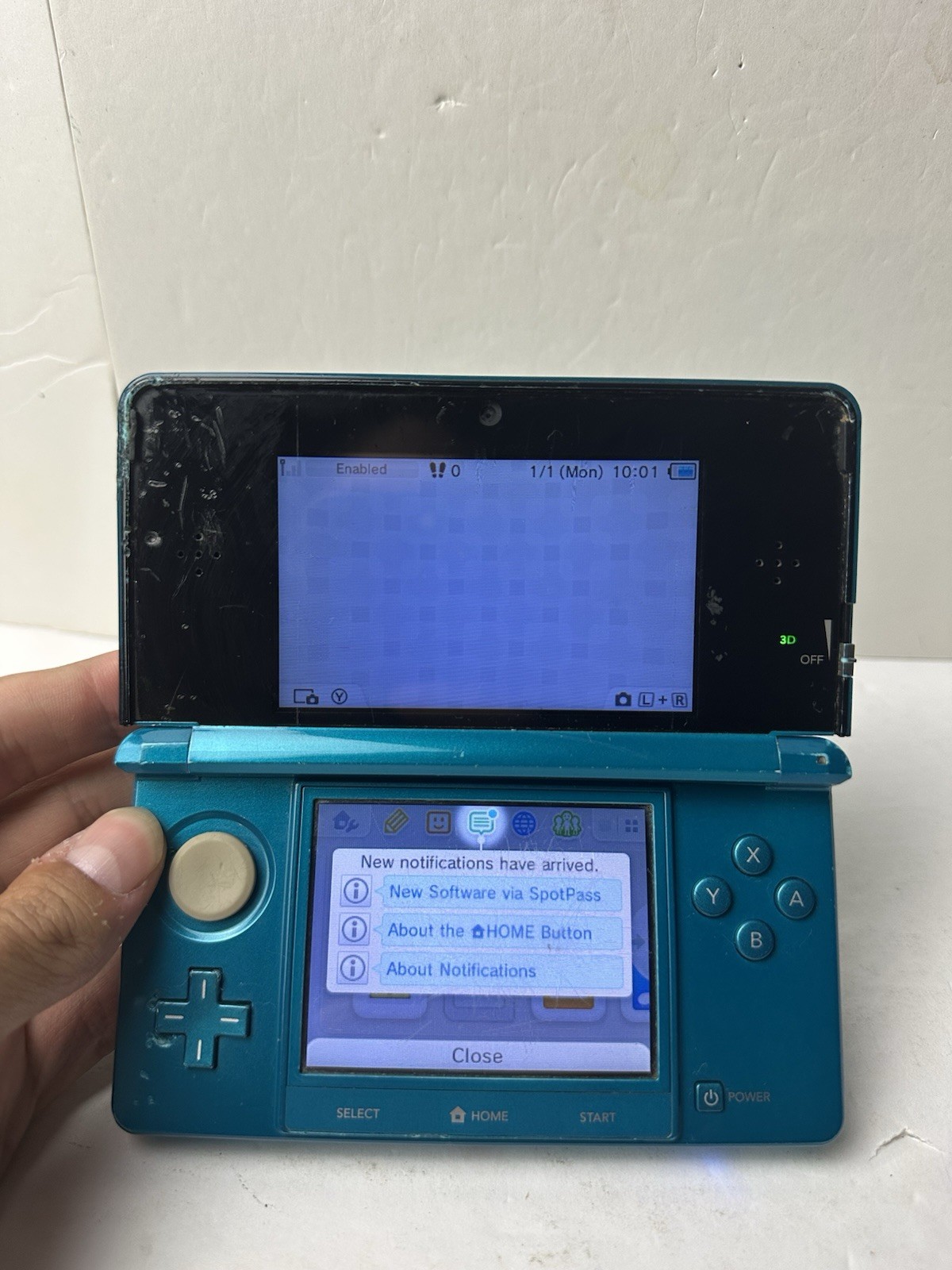Nintendo 3DS Handheld Console – Aqua Blue (Teal) BUNDLE Cosmetic Wear Read