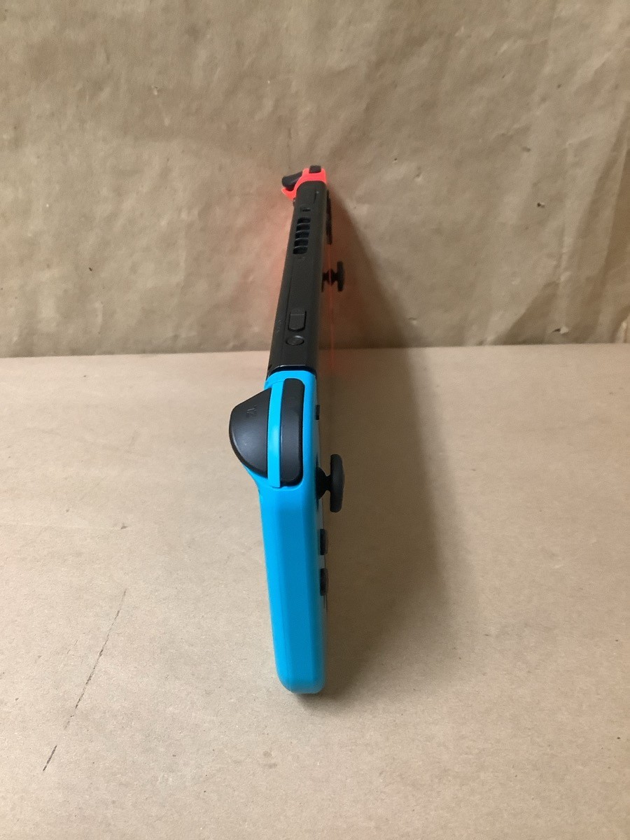NINTENDO HAC-001 (-01) RED/BLUE (G29013742)