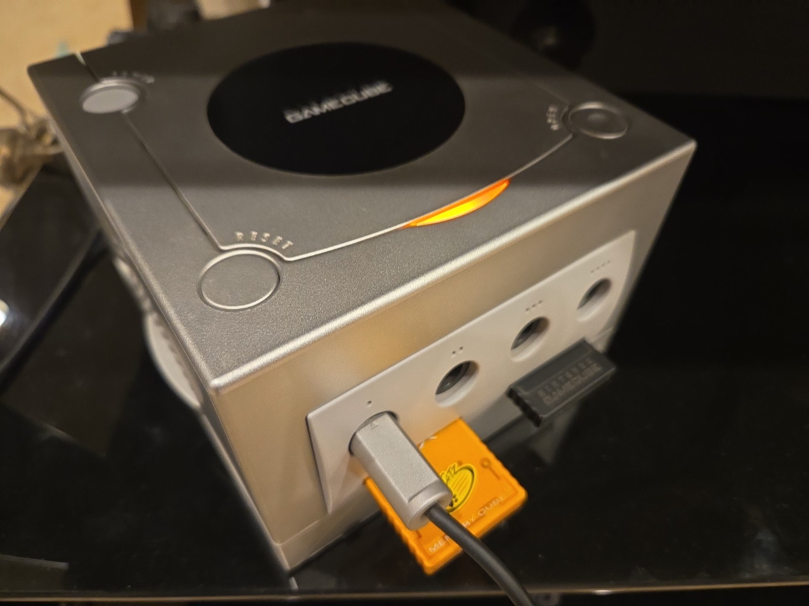 Platinum Nintendo GameCube Limited Edition Console System With Cords box booklet