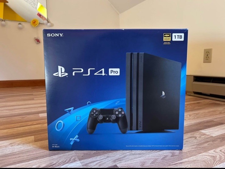 Sony PlayStation 4 PS4 Pro (Sony PlayStation 4, 2019)