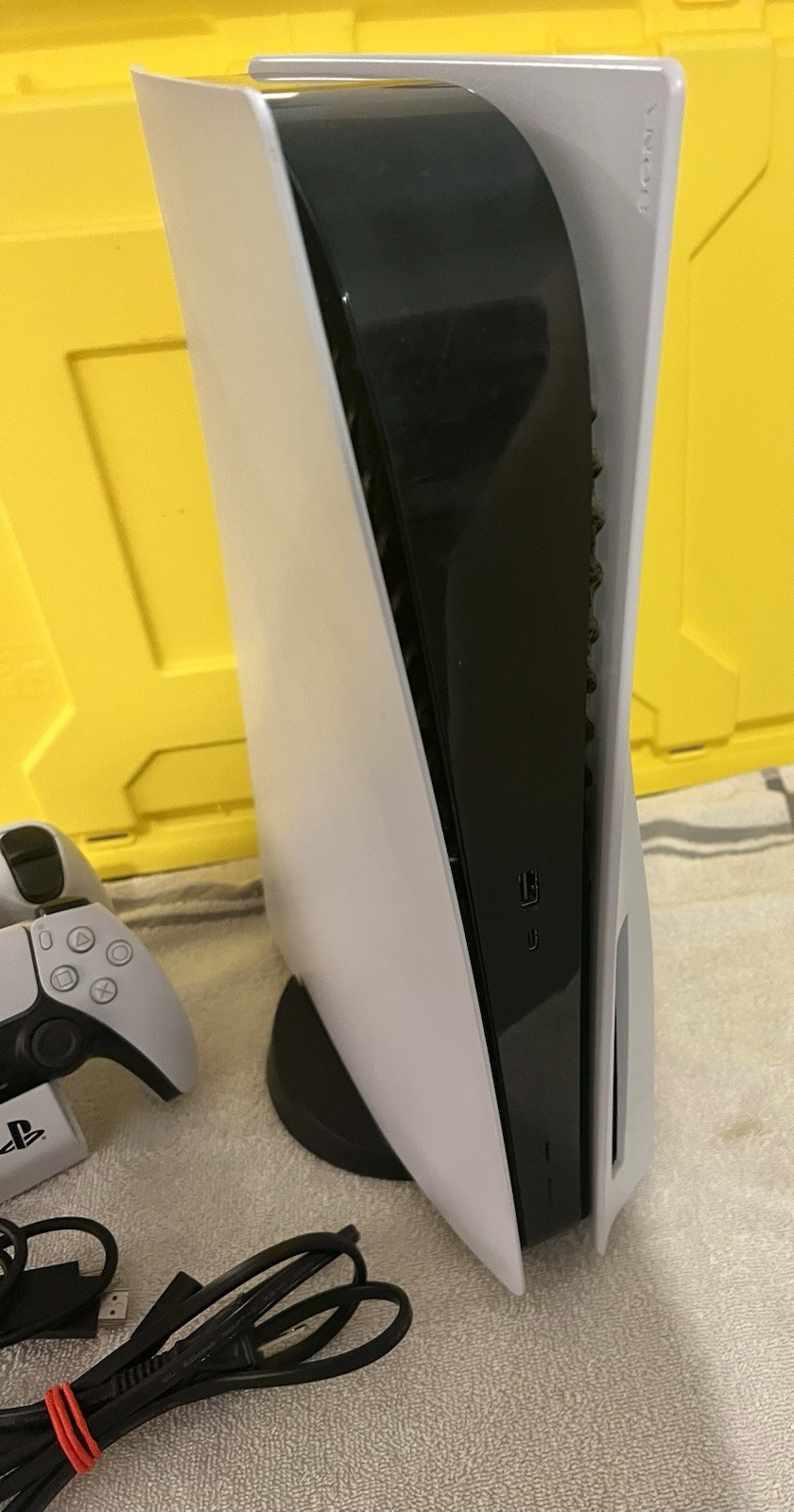 Sony Playstation 5 PS5 Console Original Release Disc Version 2 Control Charger +