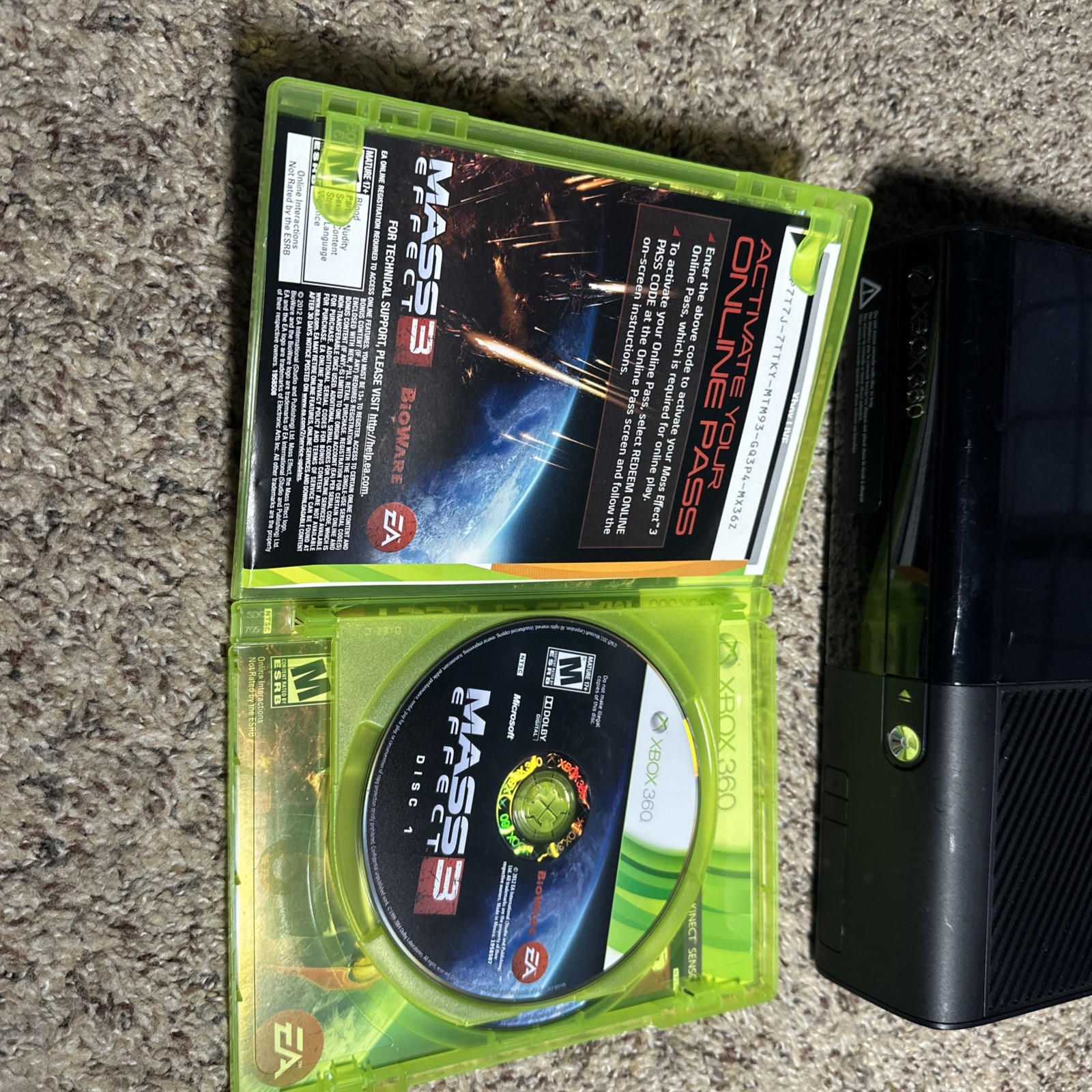 Microsoft Xbox 360 E 4GB Console Bundle 5 Games Black Wired Controller Tested