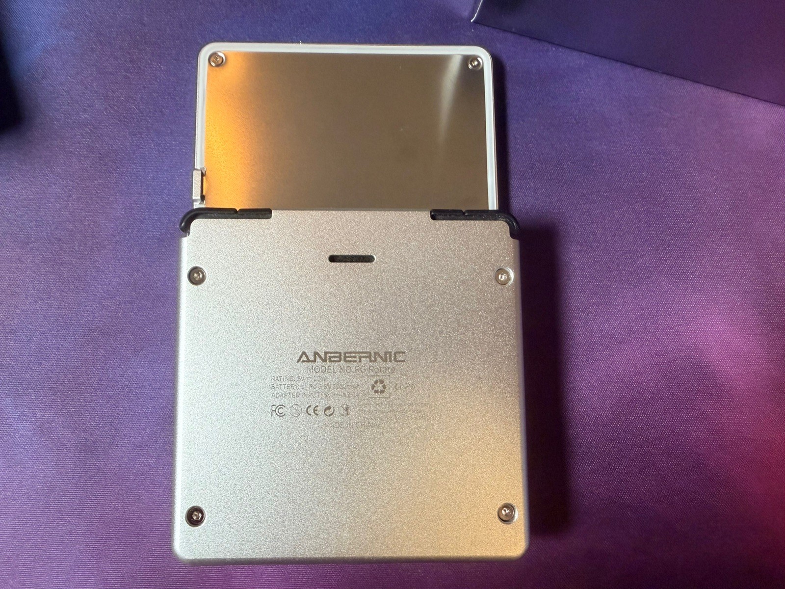 ANBERNIC RG Rotate T618 Handheld Game Console 3.5-inch Android12 2000 mAh Silver