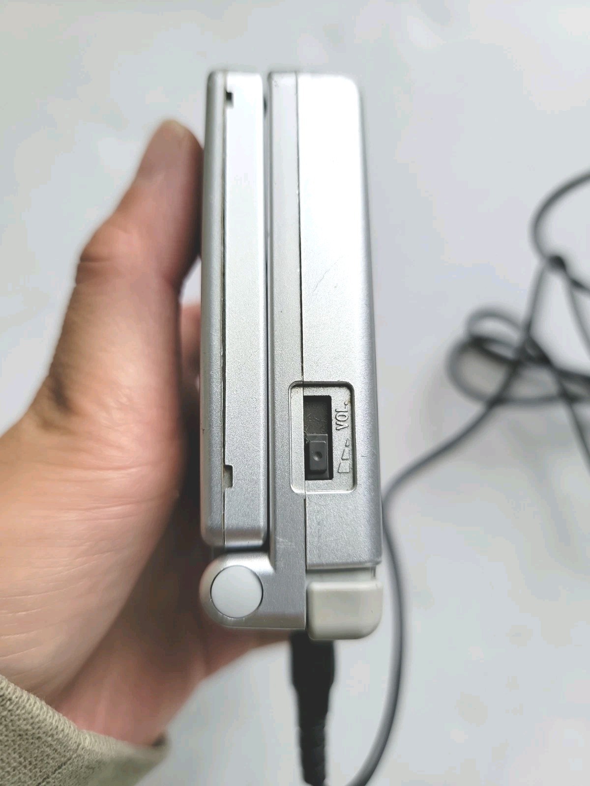 Nintendo Game Boy Advance SP Handheld System WithCharger Silver AGS 001 Working
