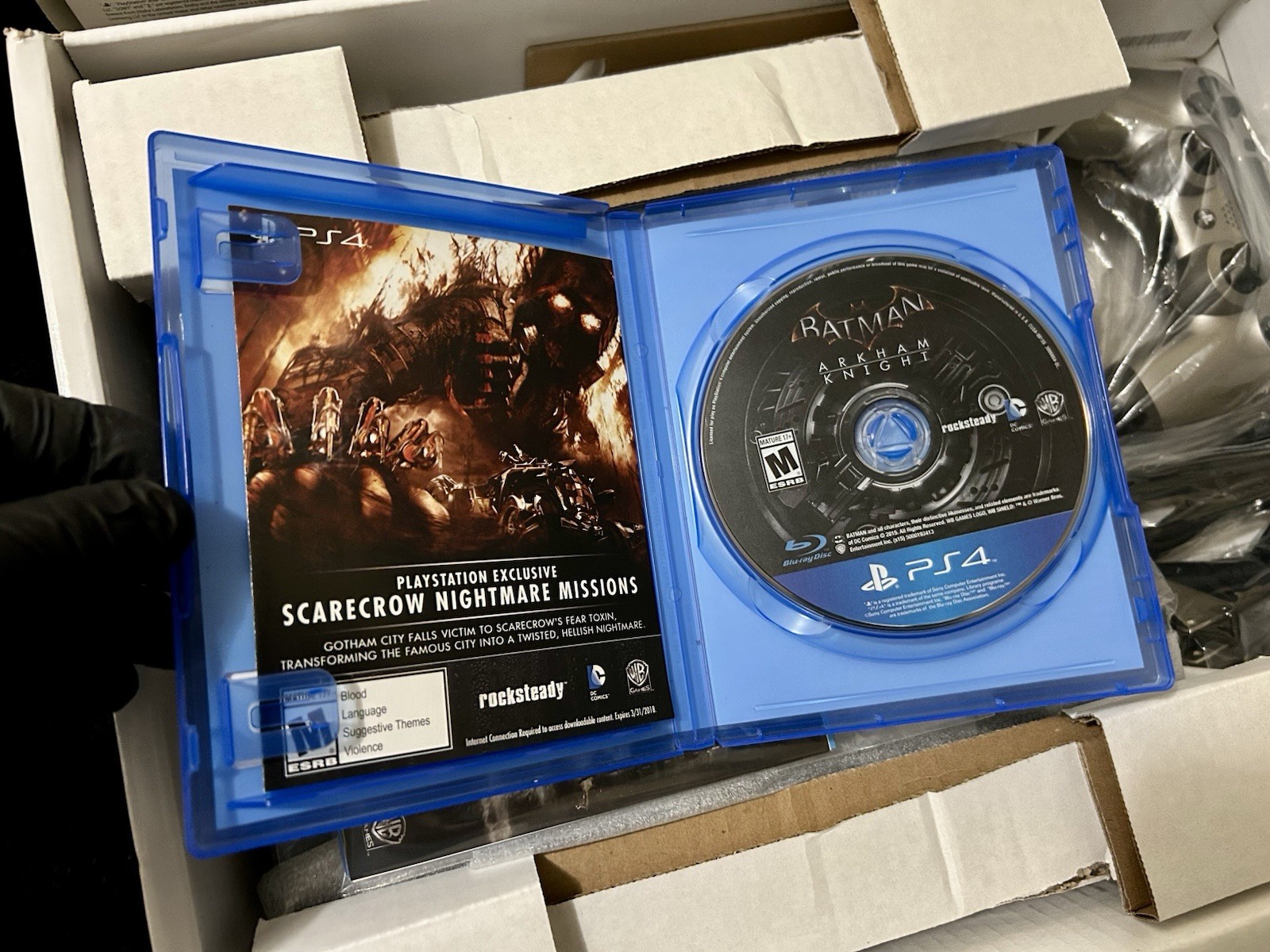 ULTRA RARE SONY PS4 BATMAN ARKHAM KNIGHT LIMITED EDITION STORE KIOSK CONSOLE SET