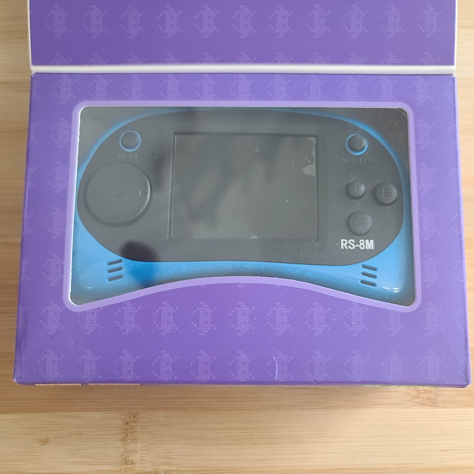 16 Bit Kids Handheld Games Built-In 220 HD Video Games, 2.5 Inch Portable