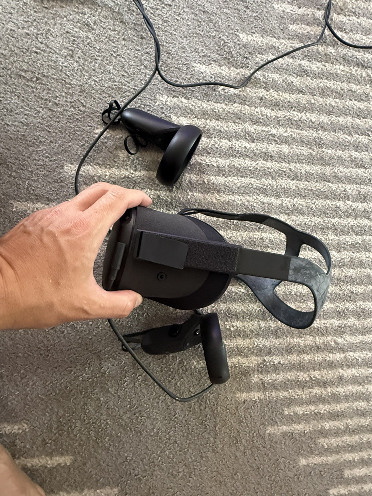 Oculus Quest 1 64GB VR Headset w/ Controllers Tested Working READ Description