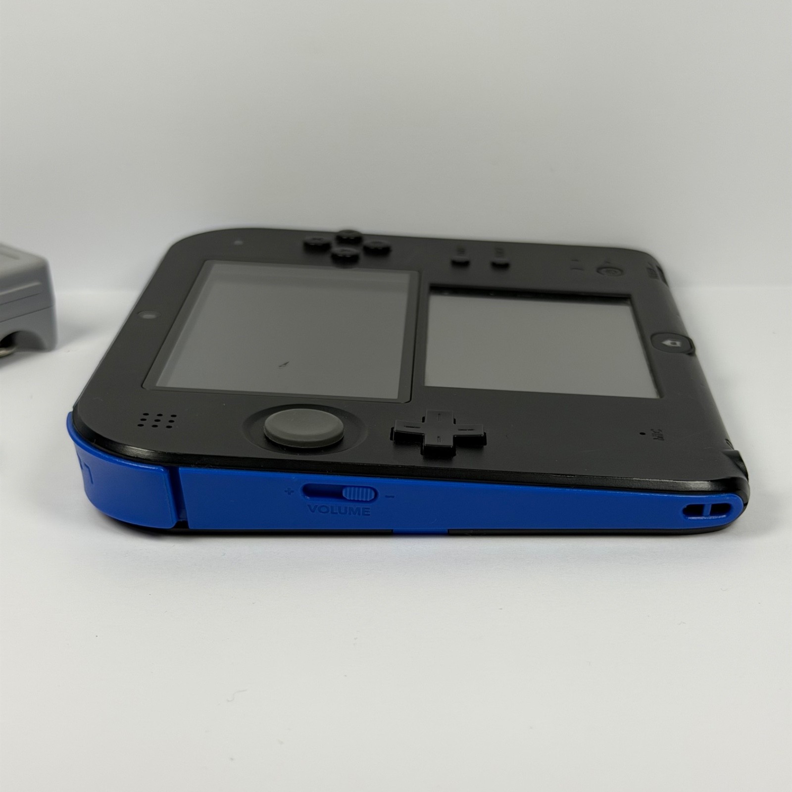 Nintendo 2DS Console Blue & Black Bundle w/ Charger Tested & Works