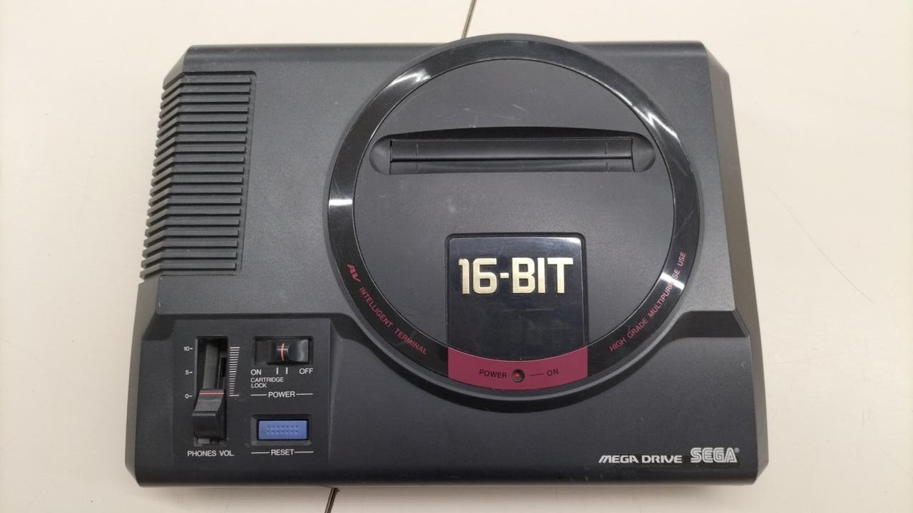 SEGA Mega Drive Console HAA-2510 Genesis MD ONLY Console JUNK For parts