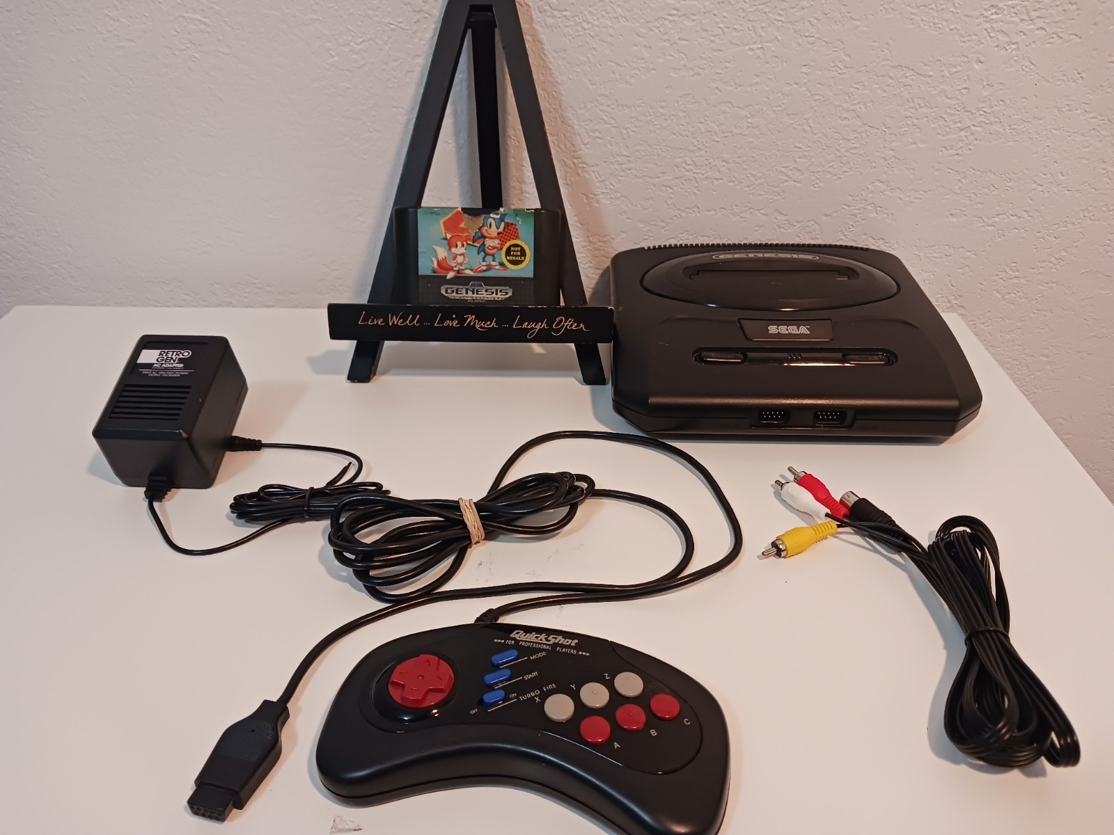 SEGA Genesis Console Model 2 MK-1631 Bundle + Authentic Sonic 2 + 1 Controller