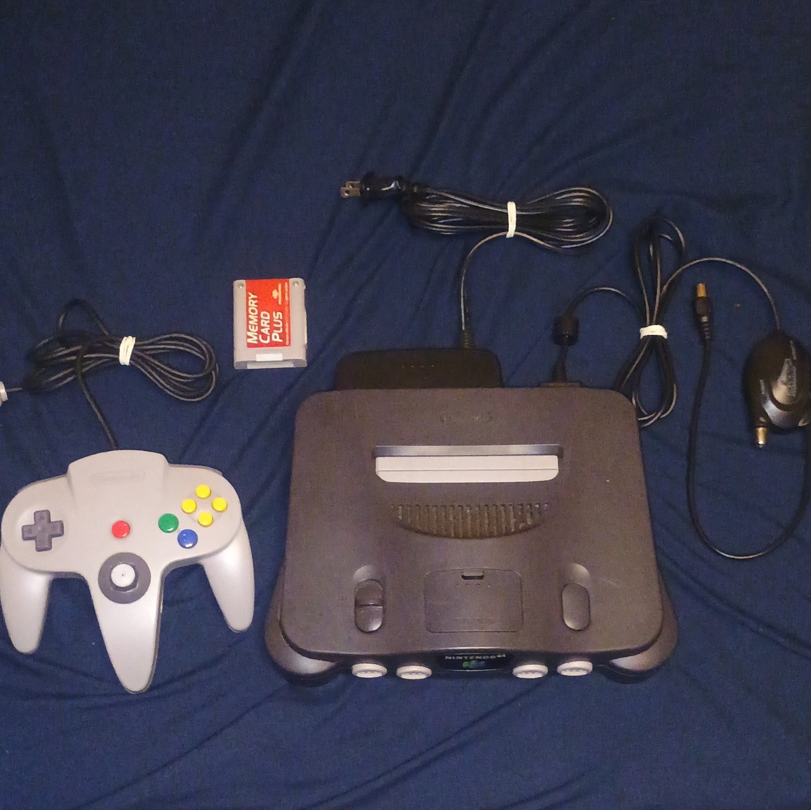 Nintendo 64 Gray Console NUS-001(USA) NTSC-U/C w/ Controller, RF, Mem Card