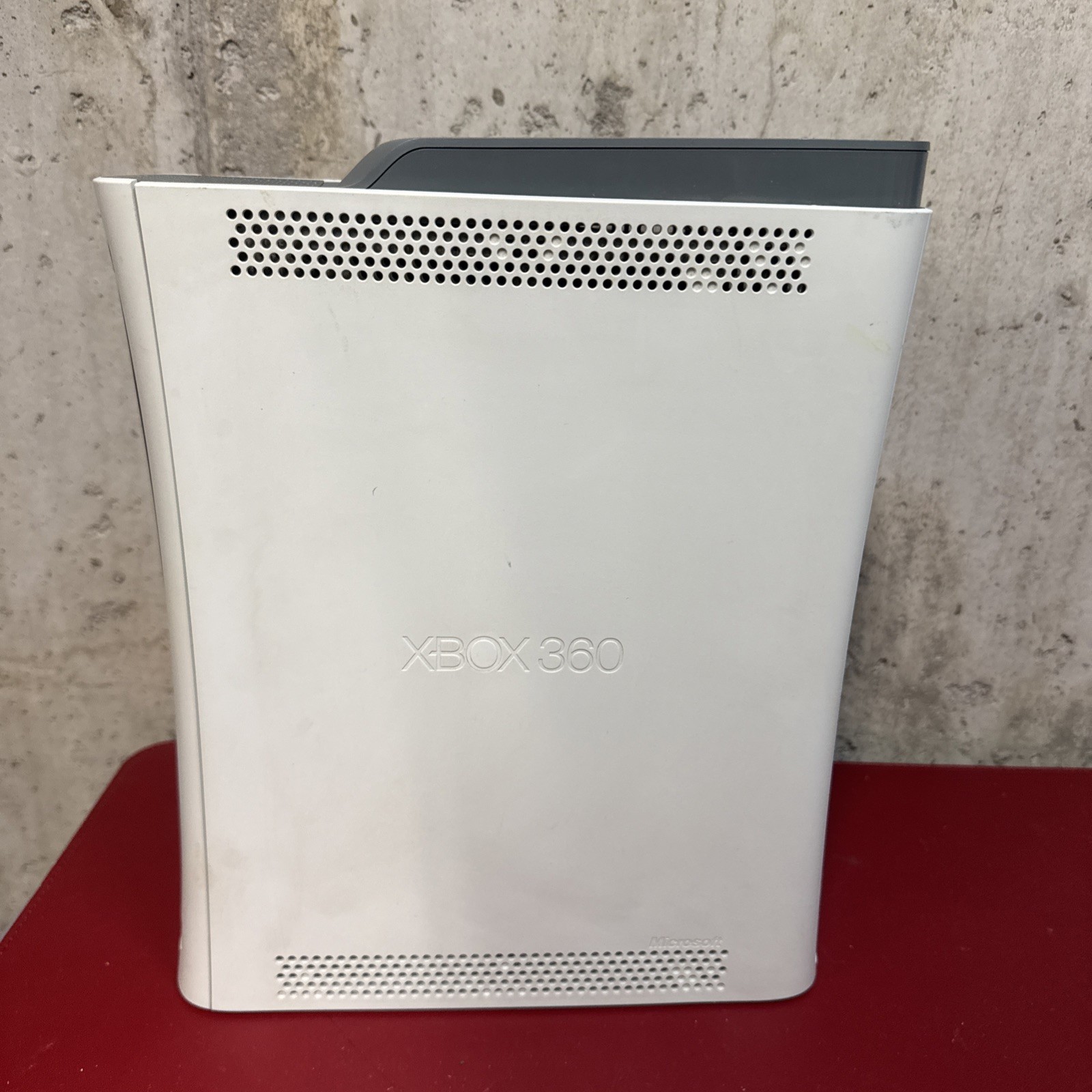 Microsoft Xbox 360 White 60GB HDD HDMI Console Only Parts/Repair