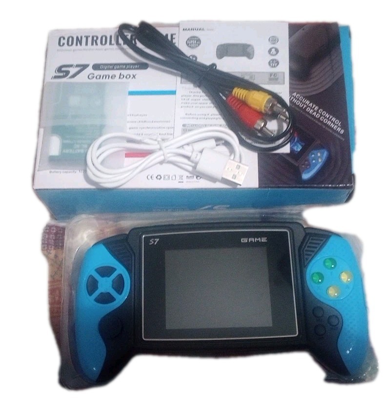 Controller Game S7 Game Box 5.7 inch Display Screen with TV Connect New