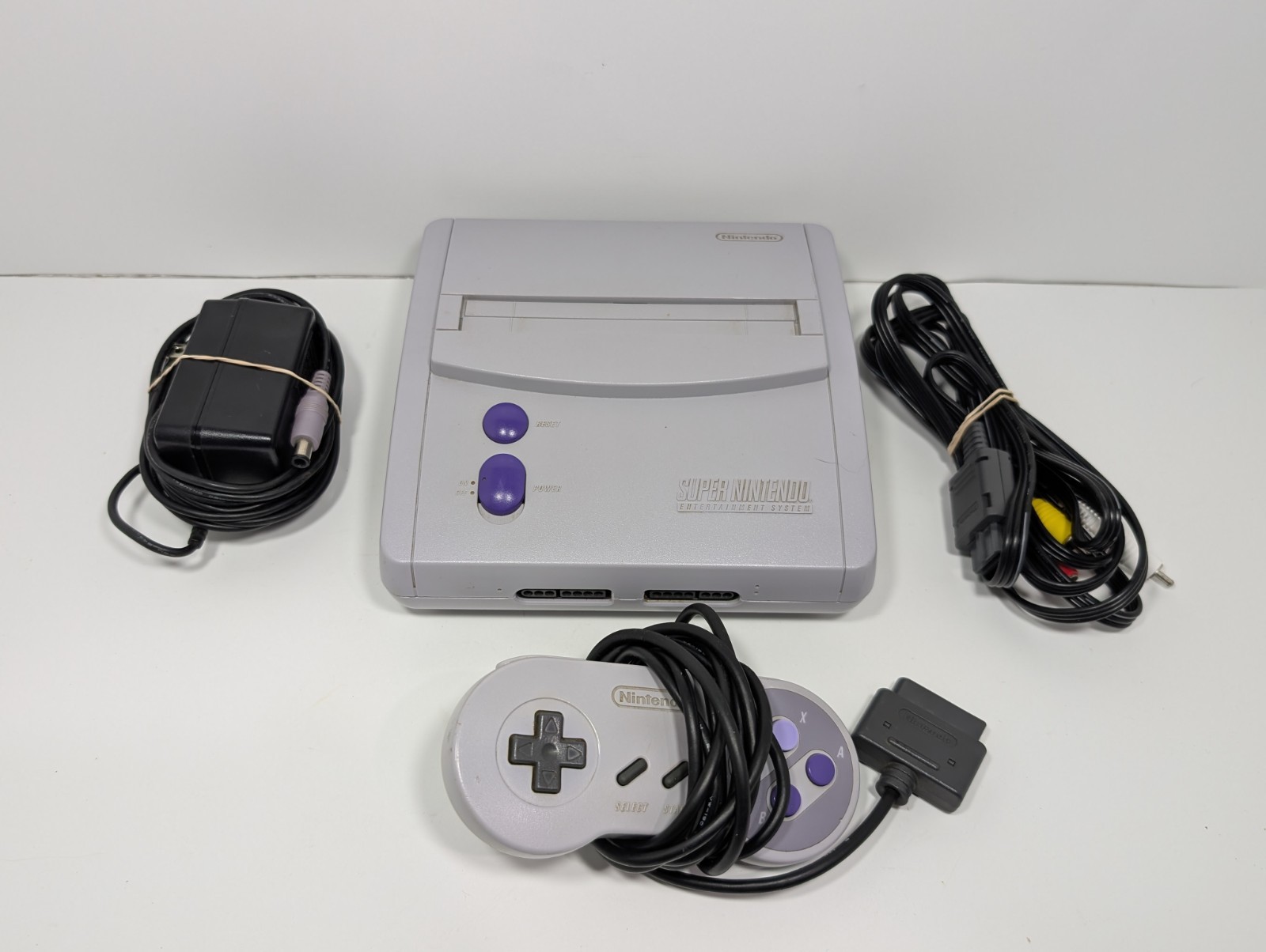 Super Nintendo SNES JR. Console OEM Controller + Cables – Works Great