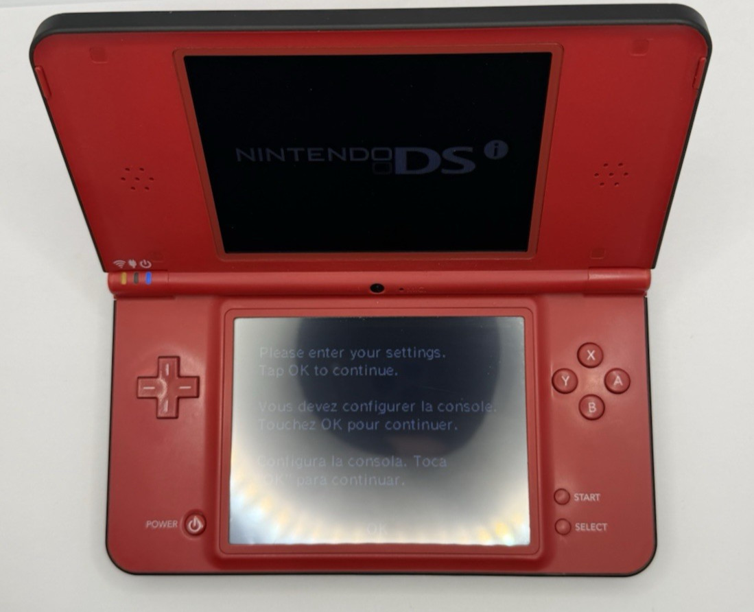 Nintendo DSi XL Super Mario Bros 25th Anniversary NO Stylus 2 Games & Charger A6