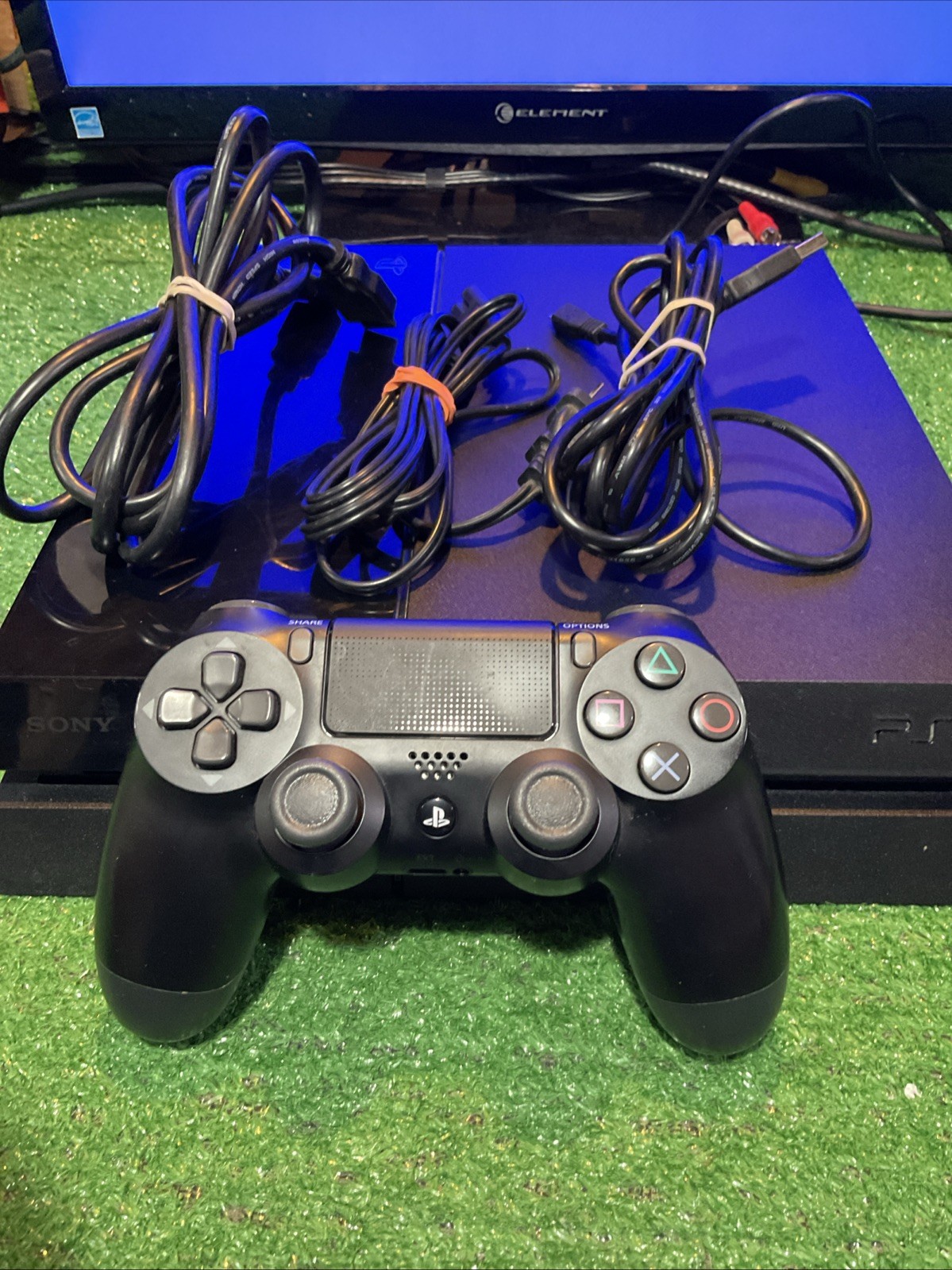 Sony Playstation 4 (PS4) Gaming Console W/ Controller + Charge, HDMI, Power Cord