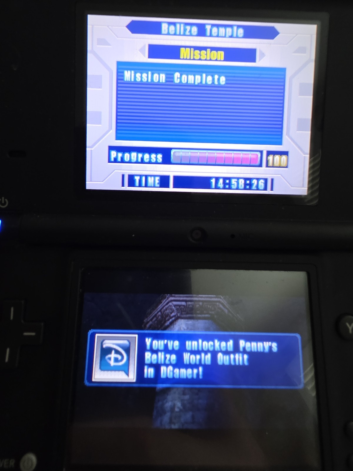 Nintendo DSi Console Bundle Black + 15 Games Charger Case Stylus Tested Working