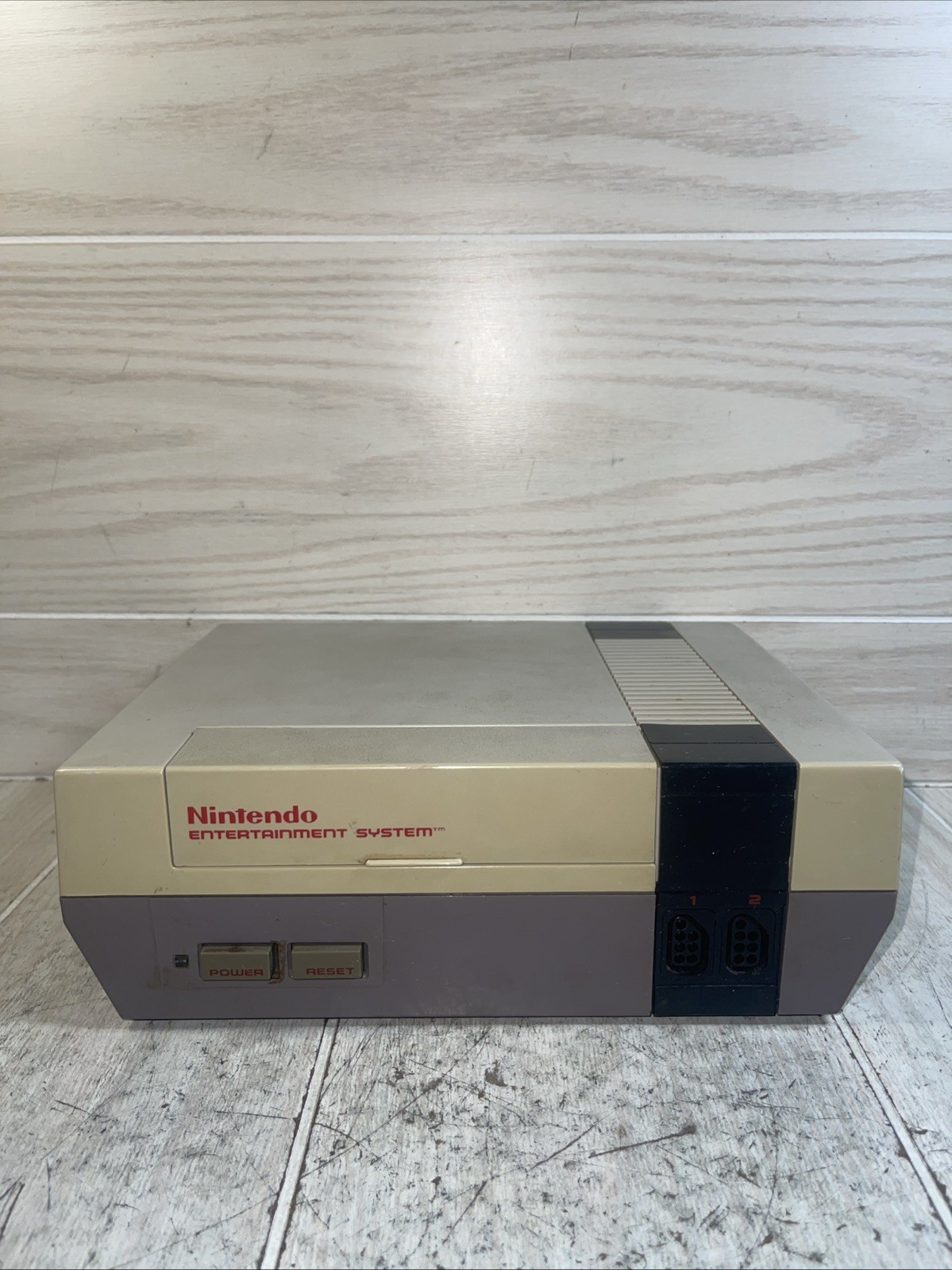 Original 1985 Nintendo NES-001 Console For Repair Blinking Red Light Controllers