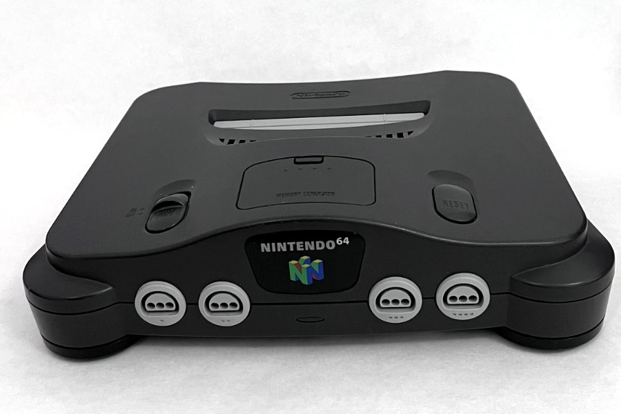 Nintendo 64 Console Bundle with 2 controllers in excellent condition