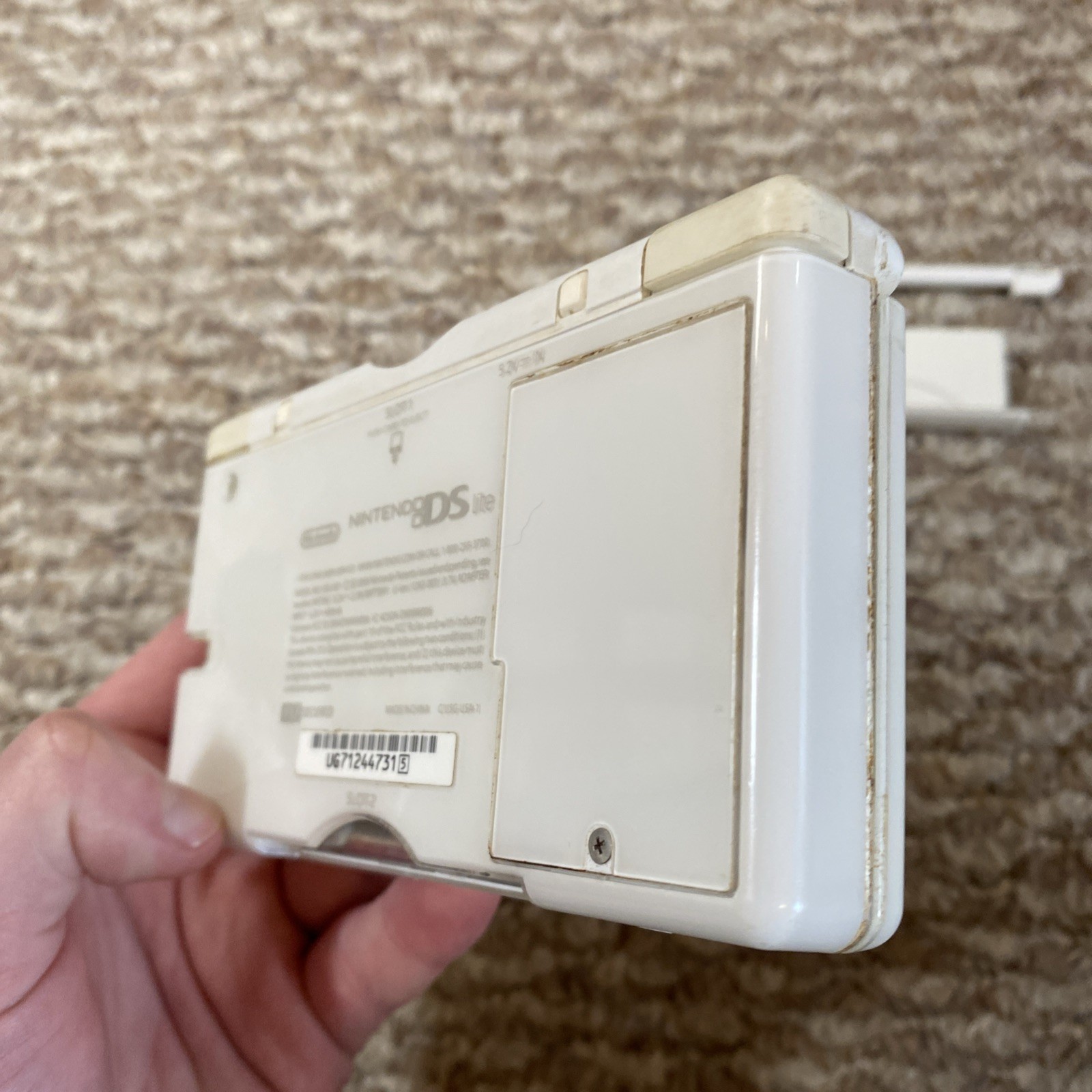 Nintendo DS Lite Polar White Handheld System WITH CHARGER AND STYLUS OEM